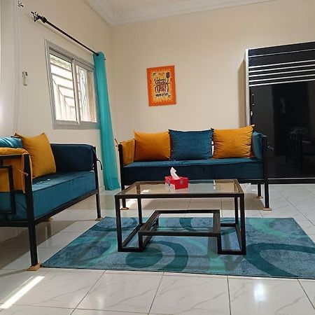 Studio Meuble Diass Экстерьер фото